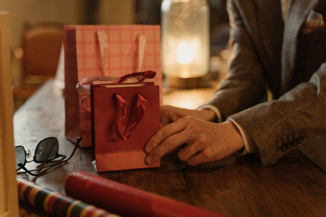 How Hotel Gifts Improve Guest Satisfaction