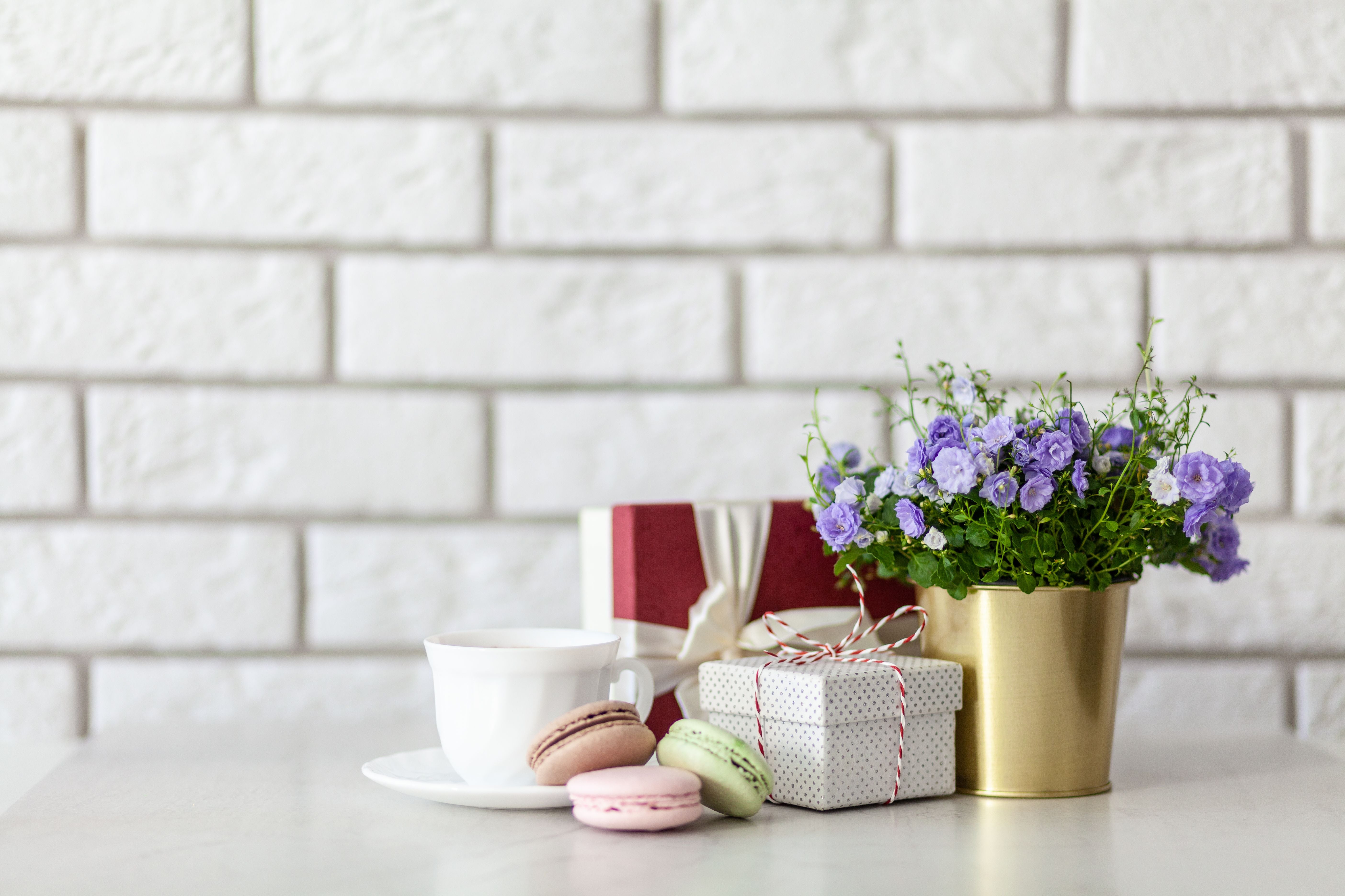 The Ultimate Guide to Hotel Gifts People Actually Want to Receive